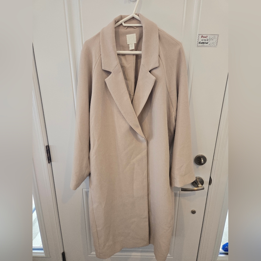 H&M Classic Beige Trench Coat - Picture 5 of 10